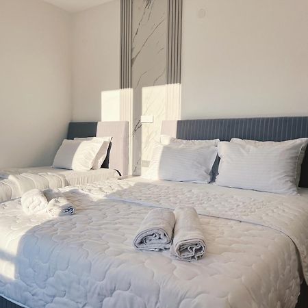 Apartments Fat E Jet - Pool & Breakfast Ulcinj Eksteriør billede
