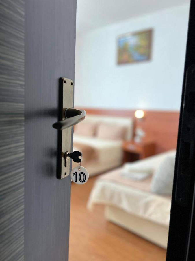 Apartments Fat E Jet - Pool & Breakfast Ulcinj Eksteriør billede