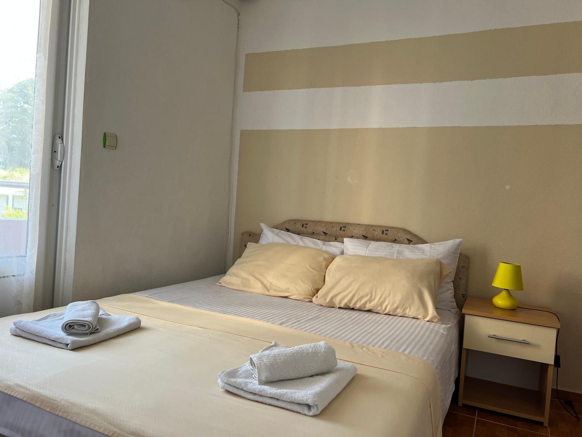 Apartments Fat E Jet - Pool & Breakfast Ulcinj Eksteriør billede