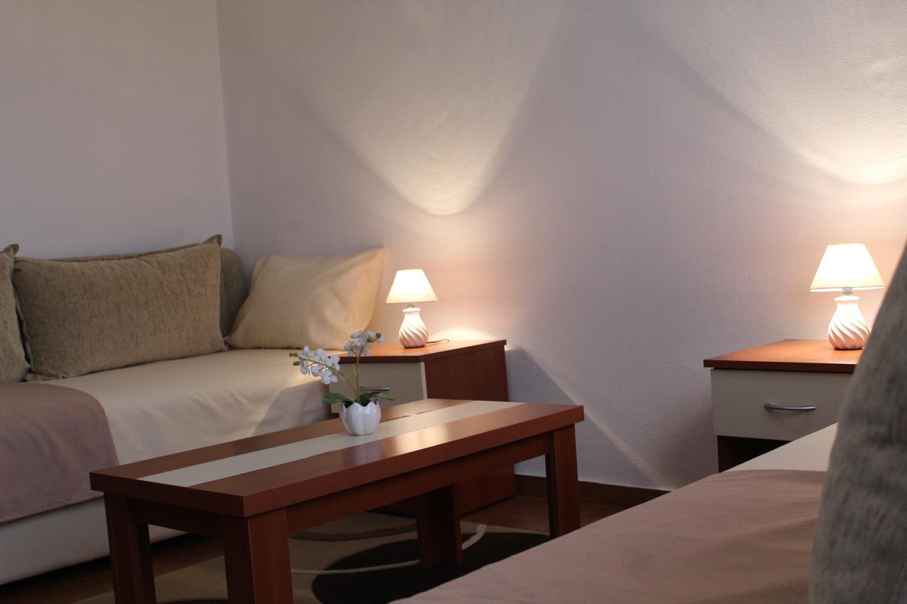 Apartments Fat E Jet - Pool & Breakfast Ulcinj Eksteriør billede