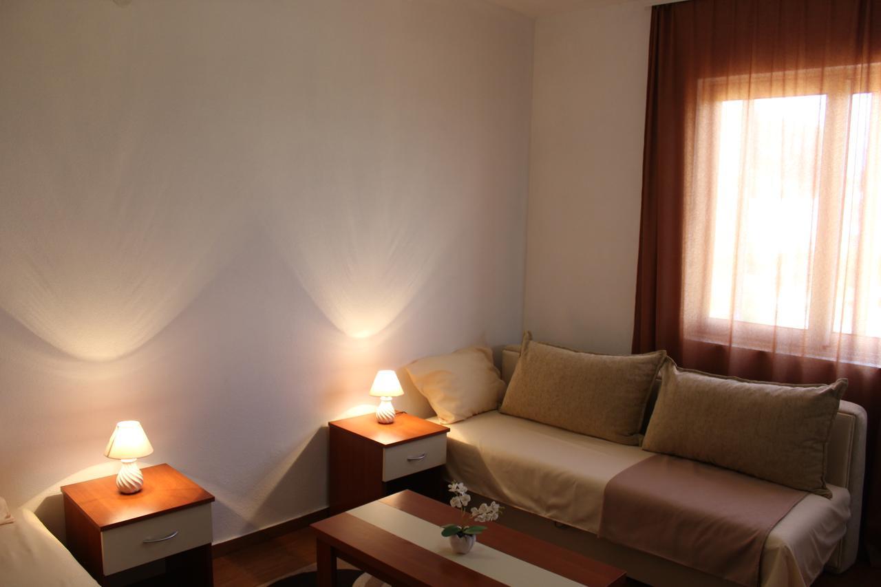 Apartments Fat E Jet - Pool & Breakfast Ulcinj Eksteriør billede