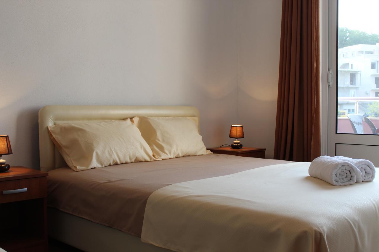 Apartments Fat E Jet - Pool & Breakfast Ulcinj Eksteriør billede
